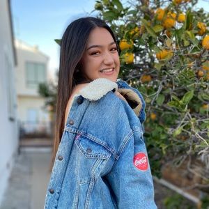 Meet your Posher, Jazmine